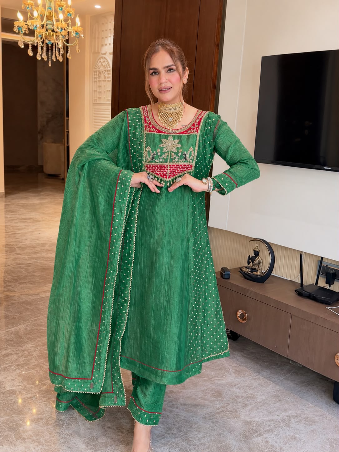 Women’s Green Embroidered Silk Kurta Set with Dupatta